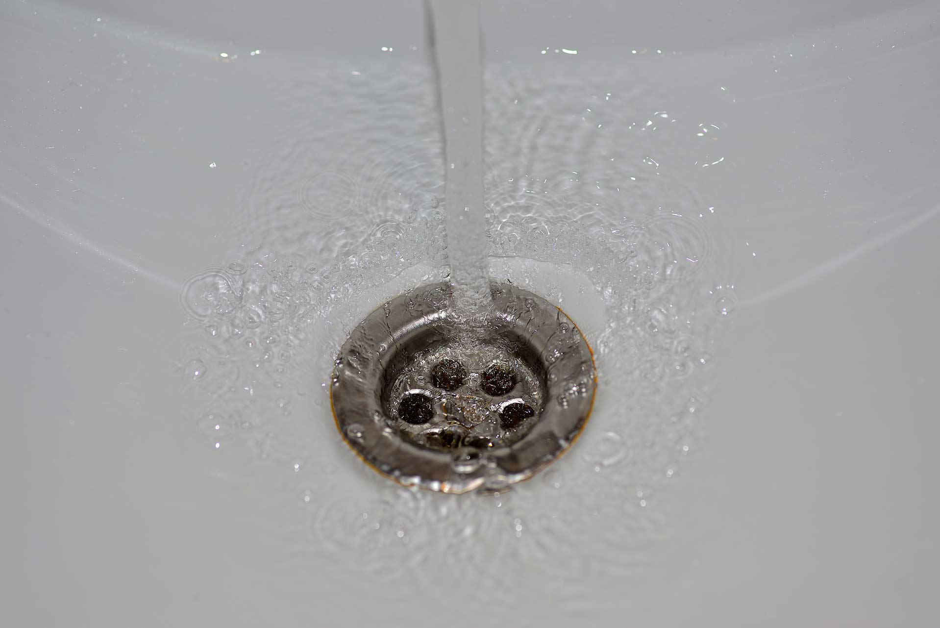 A2B Drains provides services to unblock blocked sinks and drains for properties in Bridlington.